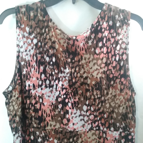 Flattering Professional Sleeveless Knit Top Twist Neck Bust Earth Tones Sze. XXL - Picture 8 of 10